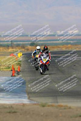 media/Aug-13-2023-CRA (Sun) [[1cfc37a6fb]]/Race 3 600 Superbike/Race/